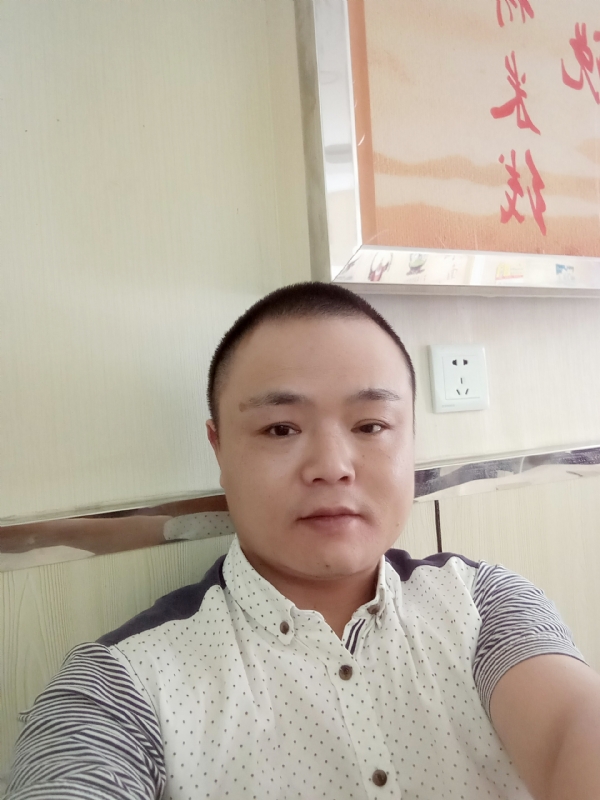 风云淡的第一张照片--武汉交友中心