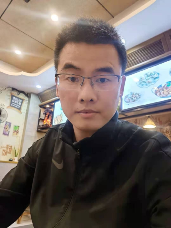 奔向幸福的第一张照片--武汉交友中心