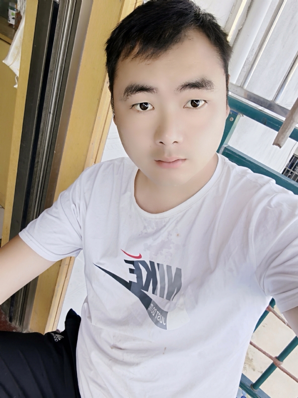章台之柳的第一张照片--武汉交友中心